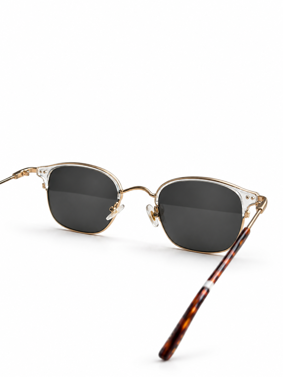 Óculos Augier & Co. CHAP. II | SAVOY Crystal Havana/Black em perspectiva