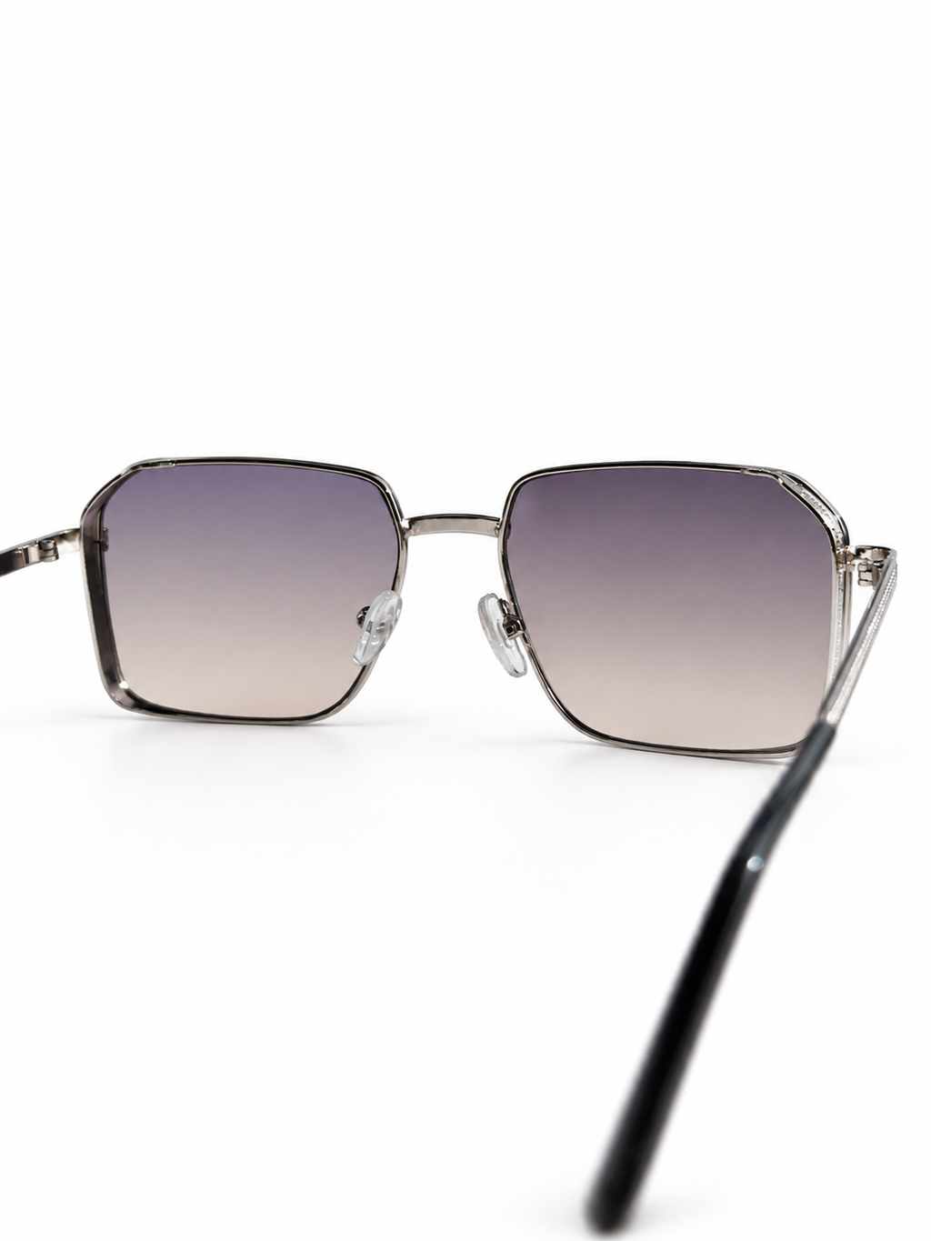 Óculos Augier & Co. CHAP. III | VESPER Gold/Gradient em perspectiva