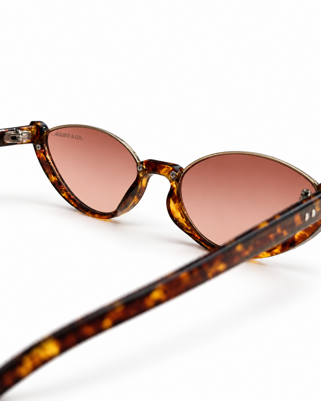 Óculos Augier & Co. CHAP. IV | CANNES Havana/Brown em perspectiva